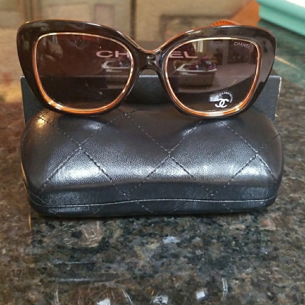 Chanel oversized sunglasses